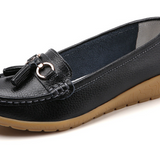 Mocassim Feminino em Couro Tecnológico: Conforto e Elegância