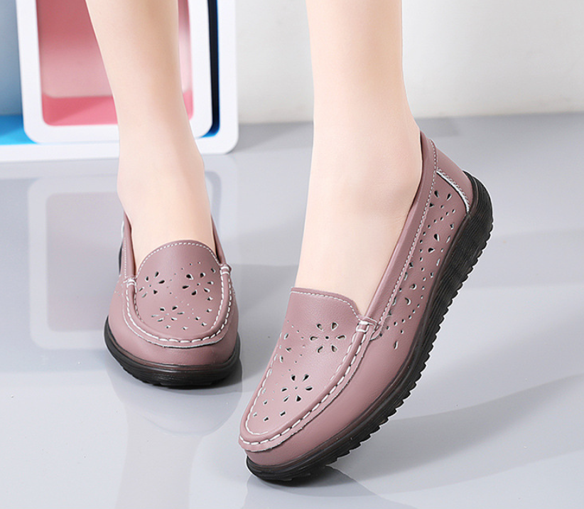 Mocassim Feminino em Couro Tecnológico: Conforto e Elegância Diária