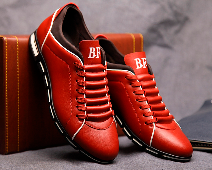 Sapato Masculino em Couro Genuíno: Estilo Elegante e Conforto