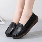 Mocassim Feminino em Couro Tecnológico: Conforto e Elegância Diária