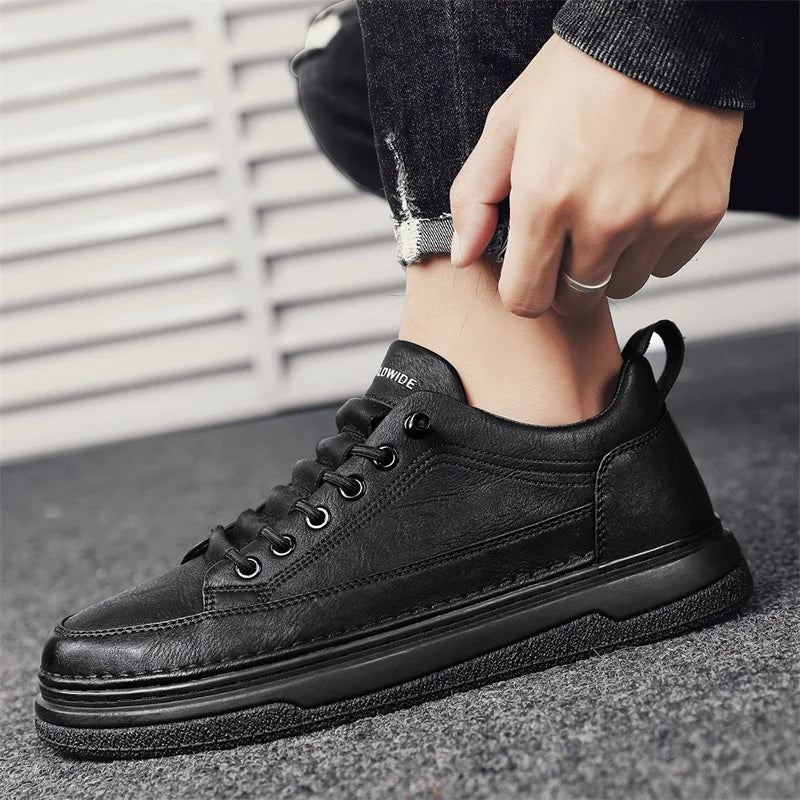 Tênis Masculino Casual em Couro Tecnológico - Estilo e Conforto