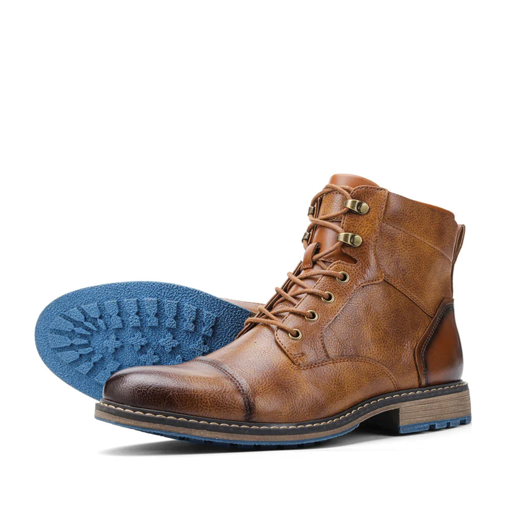 Bota Masculina em Couro Genuíno: Estilo e Durabilidade Urbanos