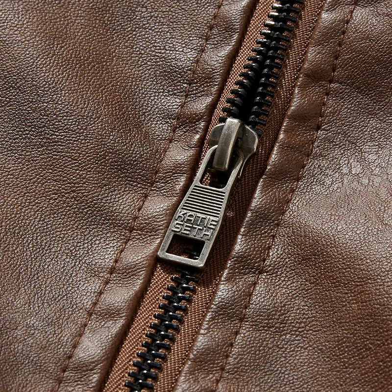 Jaqueta Masculina em Couro Tecnológico com Forro de Algodão