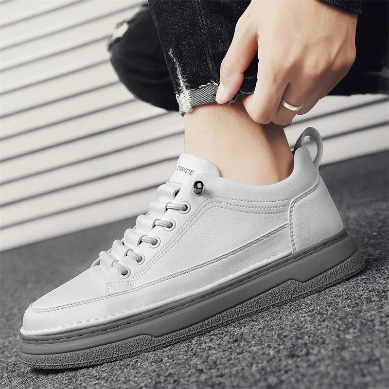 Tênis Masculino Casual em Couro Tecnológico - Estilo e Conforto