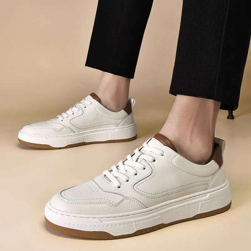 Tênis Masculino em Couro Tecnológico - Conforto e Estilo Durável