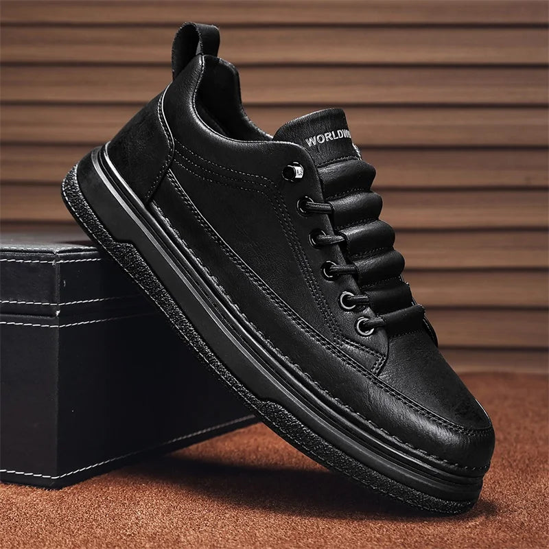 Tênis Masculino Casual em Couro Tecnológico - Estilo e Conforto