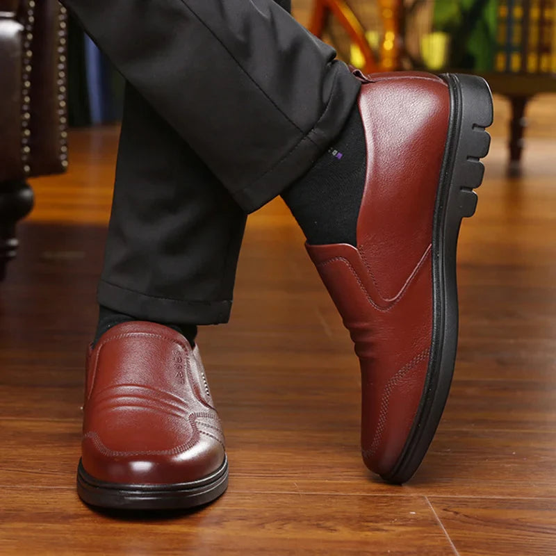 Sapato Masculino em Couro Tecnológico - Elegância e Conforto Diário