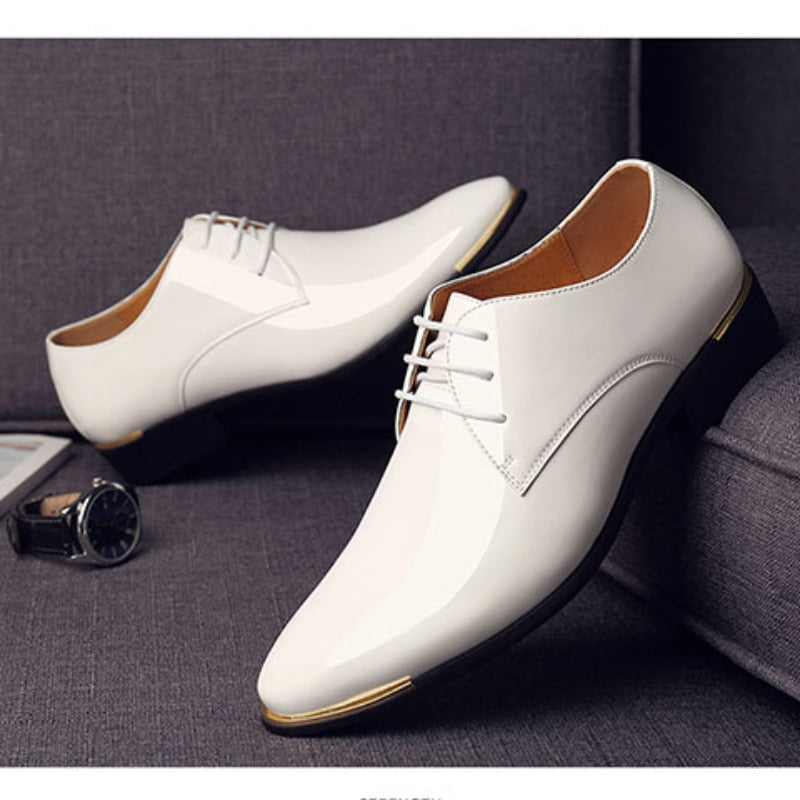 Sapato em Couro Tecnológico - Elegância e Conforto para Eventos