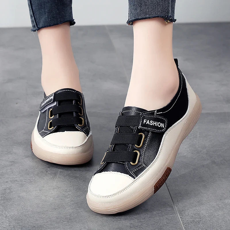 Tênis Feminino em Couro Tecnológico: Conforto e Sofisticação