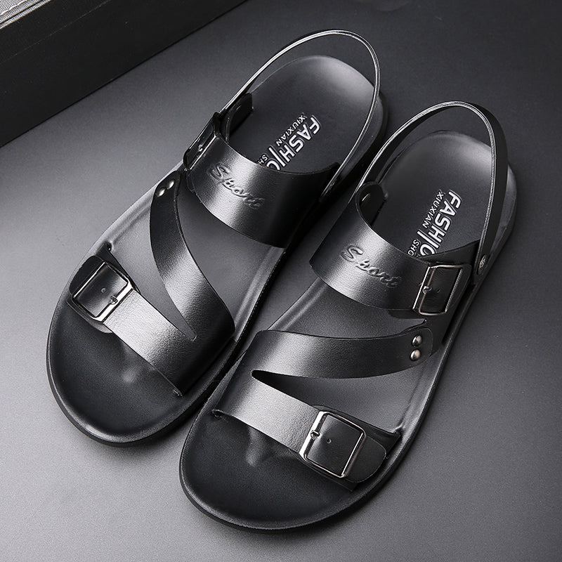 Sandália Masculina em Couro Tecnológico com Conforto Ortopédico