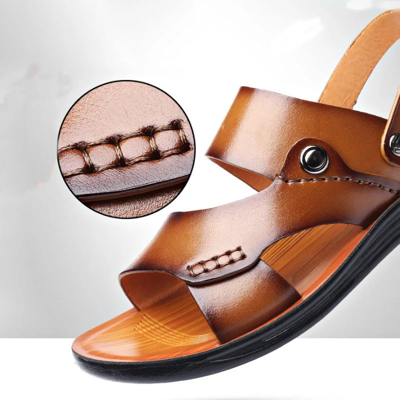 Sandália Masculina em Couro Tecnológico com Sola Ortopédica Confortável