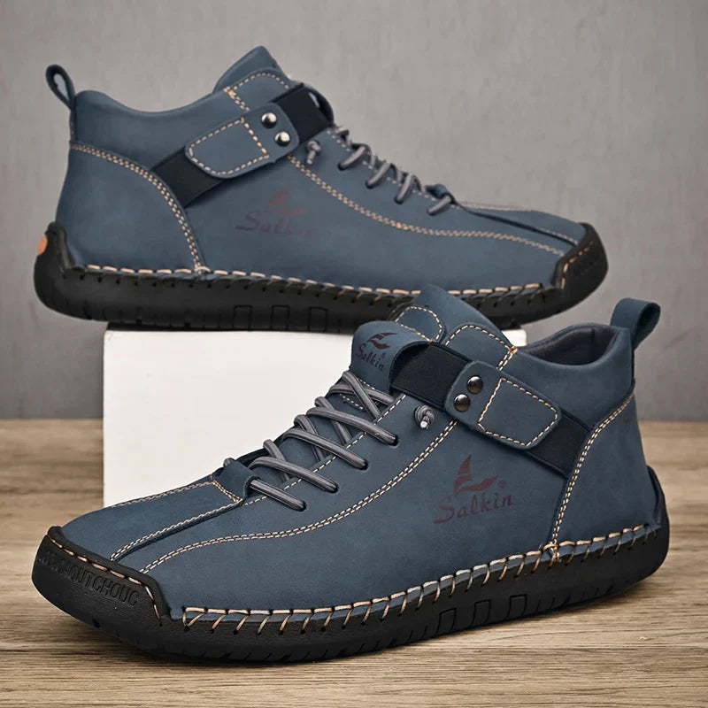 Bota Masculina em Couro Tecnológico: Conforto e Estilo Casual