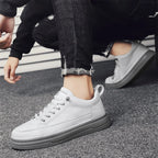 Tênis Masculino Casual em Couro Tecnológico - Estilo e Conforto