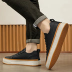 Tênis Masculino em Couro Tecnológico - Conforto e Estilo Diário