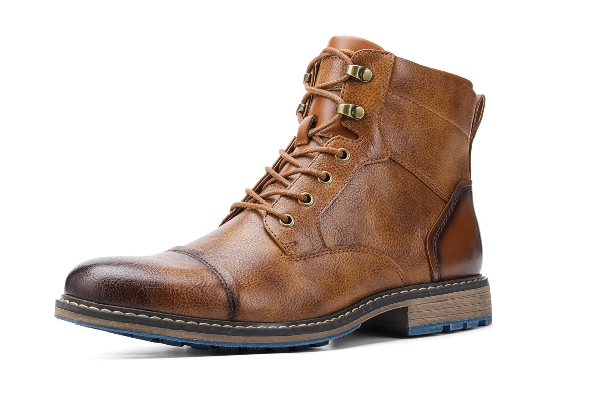 Bota Masculina em Couro Genuíno: Estilo e Durabilidade Urbanos