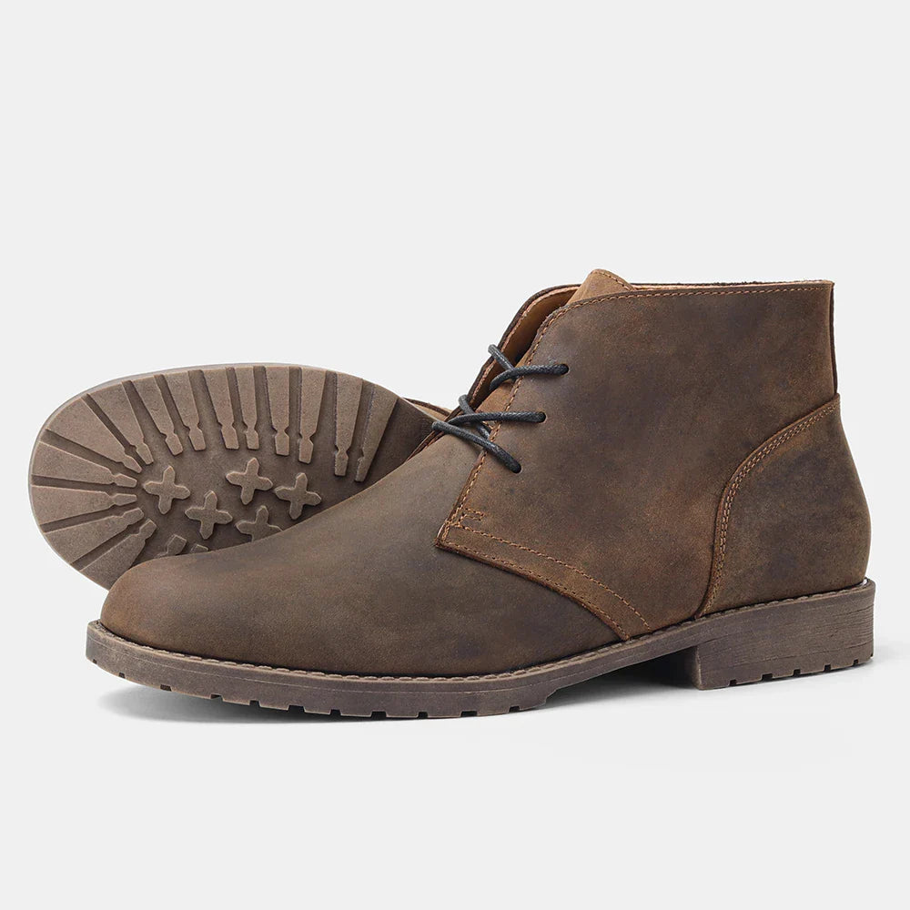 Bota Masculina em Couro Tecnológico - Elegância e Resistência