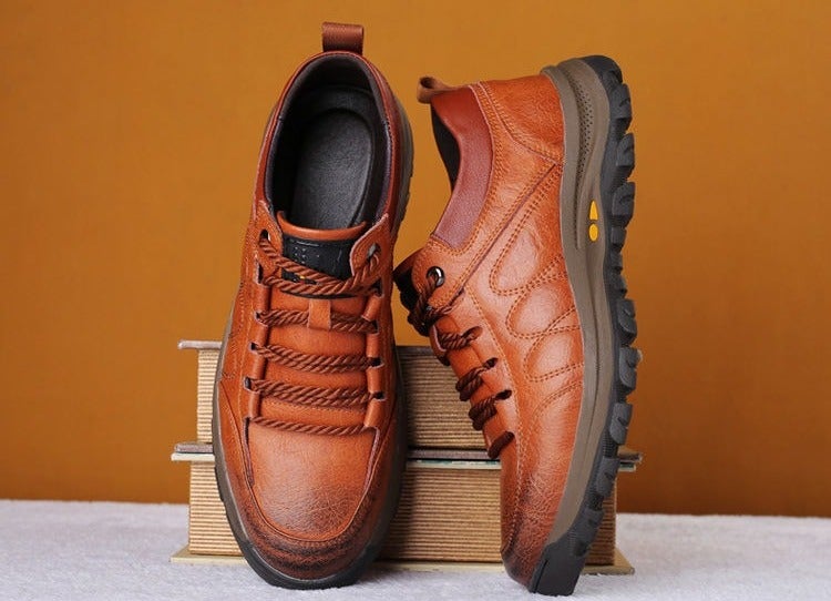 Sapato Masculino em Couro Tecnológico - Elegância e Conforto