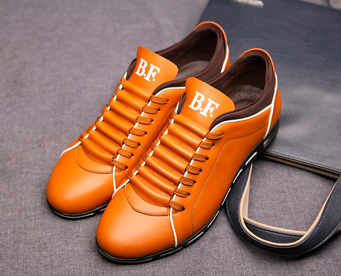 Sapato Masculino em Couro Genuíno: Estilo Elegante e Conforto