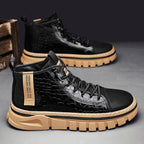 Bota Masculina em Couro Tecnológico Impermeável e Resistente