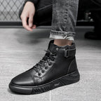 Bota Masculina em Couro Tecnológico - Conforto e Estilo Casual