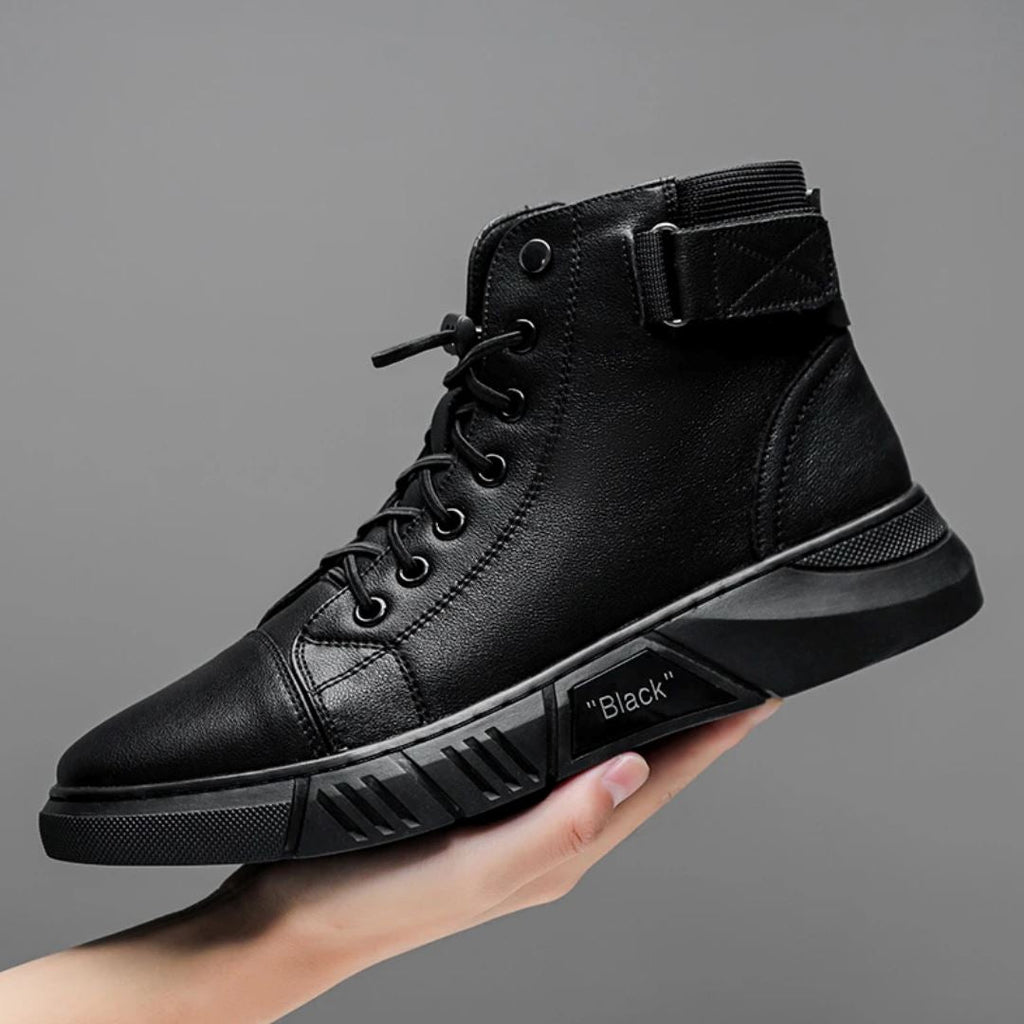 Bota Masculina em Couro Tecnológico - Conforto e Estilo Casual