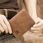 Carteira Masculina de Couro Vertical com 8 Slots para Cartões