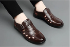 Sandália Masculina em Couro Tecnológico: Conforto e Estilo Elegante
