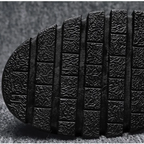 Bota Masculina em Couro Tecnológico Impermeável e Resistente