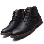 Bota Masculina de Couro Impermeável - Estilo e Durabilidade 15cm