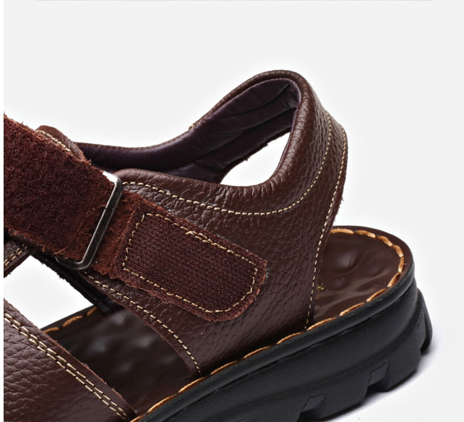 Sandália Masculina em Couro Tecnológico com Conforto Ortopédico