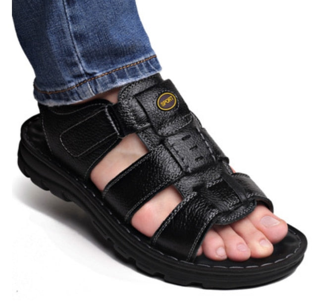 Sandália Masculina em Couro Tecnológico com Conforto Ortopédico