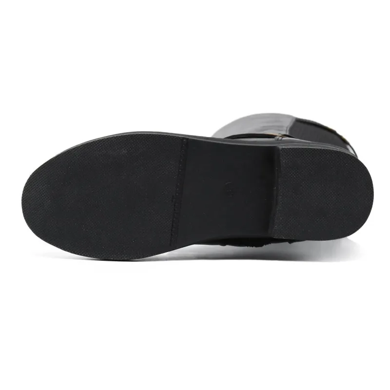 Bota Cano Longo Feminina em Couro Impermeável e Elegante