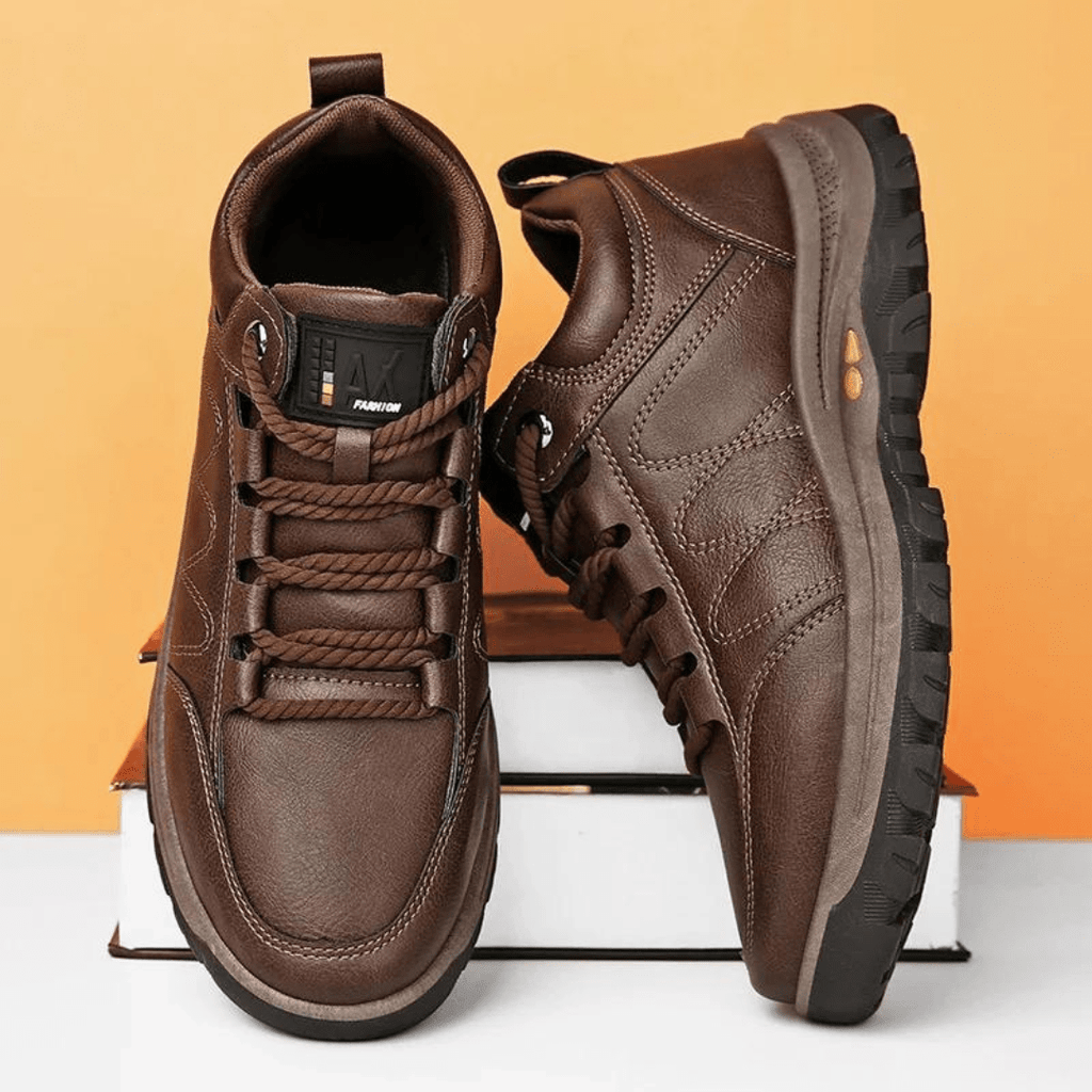 Tênis Masculino em Couro Tecnológico - Conforto e Estilo Diário